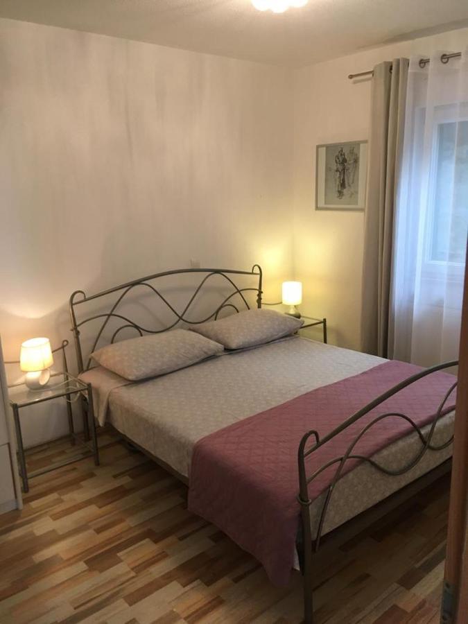 Apartments Salona Τρογκίρ Εξωτερικό φωτογραφία