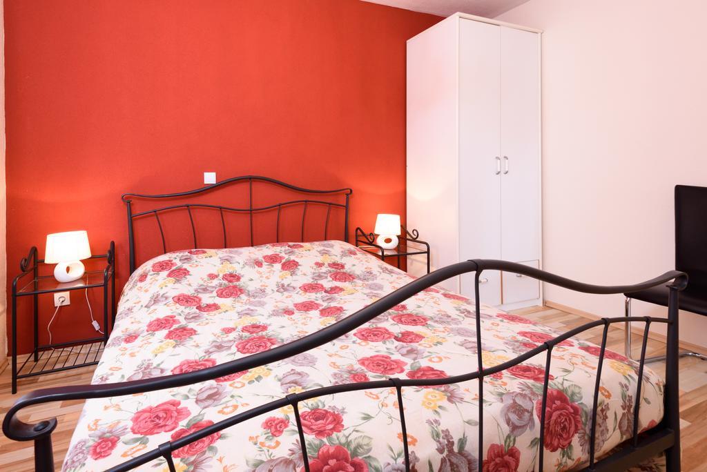 Apartments Salona Τρογκίρ Εξωτερικό φωτογραφία
